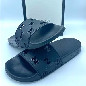 Gucci Women’s Rubber Pursuit G Slides